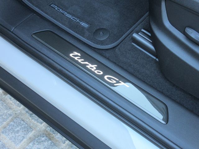 Porsche CAYENNE 2022-07 12226-20