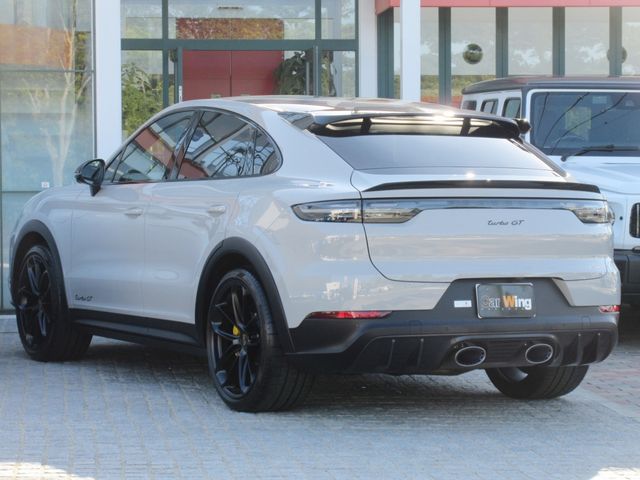Porsche CAYENNE 2022-07 12226-10