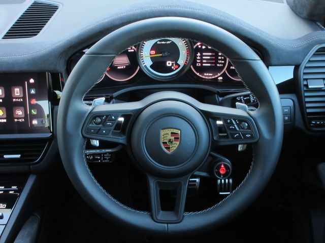 Porsche CAYENNE 2022-07 12226-21