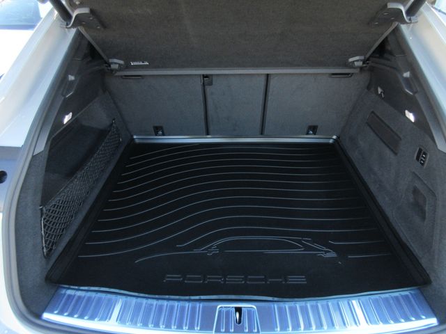 Porsche CAYENNE 2022-07 12226-12