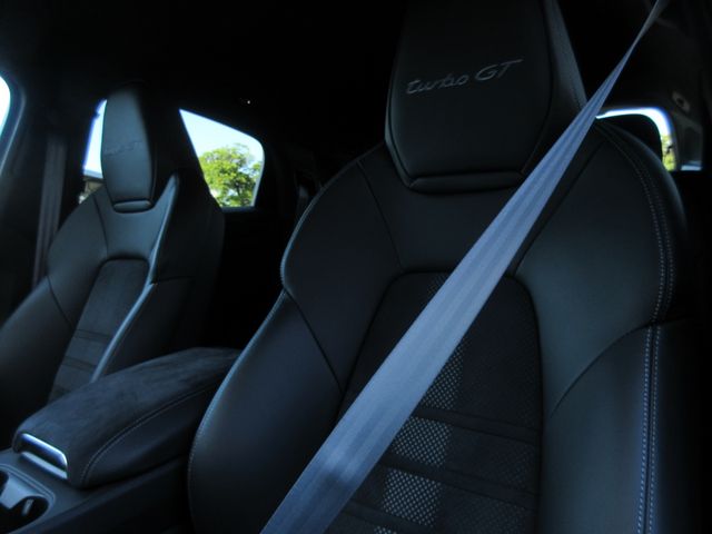 Porsche CAYENNE 2022-07 12226-14