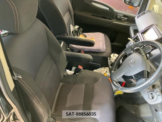 Nissan SERENA 2010-05 393919-11