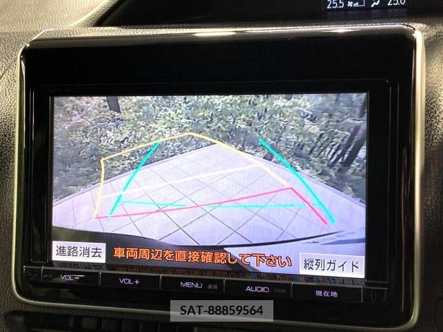 Toyota VOXY 2014-06 290729-4