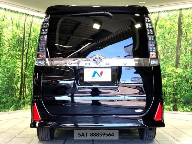 Toyota VOXY 2014-06 290729-15