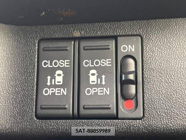 Honda STEP WGN 2016-03 286136-5