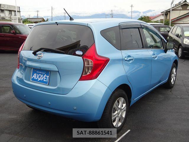Nissan NOTE 2015-01 341275-3