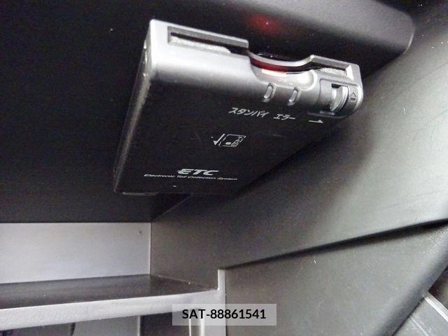 Nissan NOTE 2015-01 341275-21