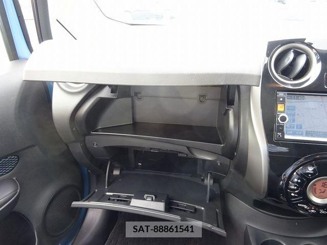 Nissan NOTE 2015-01 341275-19