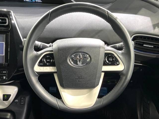 Toyota PRIUS 2016-10 194663-11