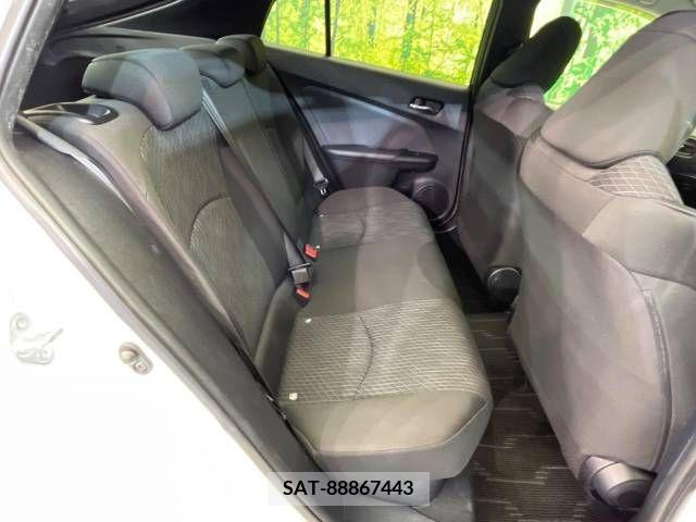 Toyota PRIUS 2016-08 281897-9
