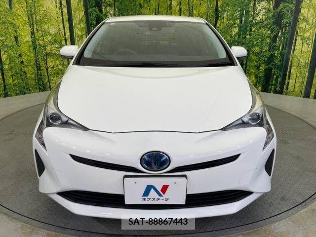 Toyota PRIUS 2016-08 281897-14