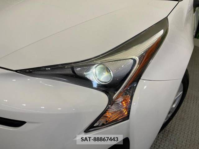 Toyota PRIUS 2016-08 281897-12