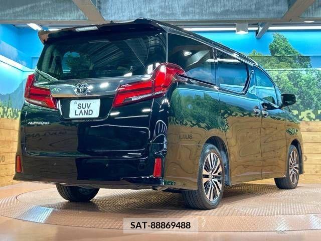 Toyota ALPHARD 2022-10 355529-18