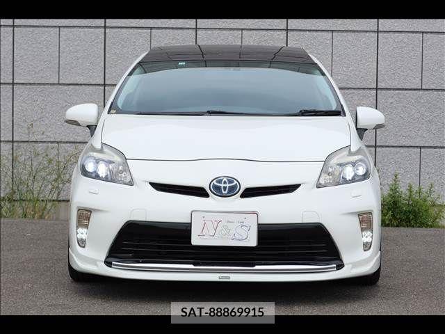 Toyota PRIUS 2012-07 282291-1