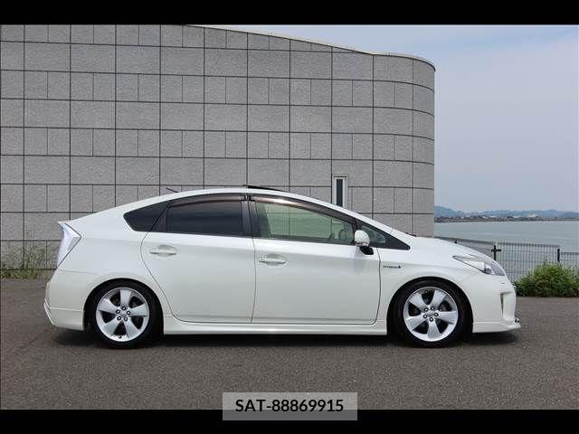 Toyota PRIUS 2012-07 282291-6