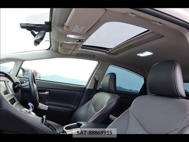 Toyota PRIUS 2012-07 282291-17