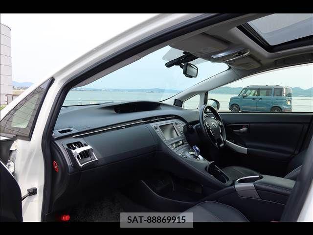 Toyota PRIUS 2012-07 282291-15