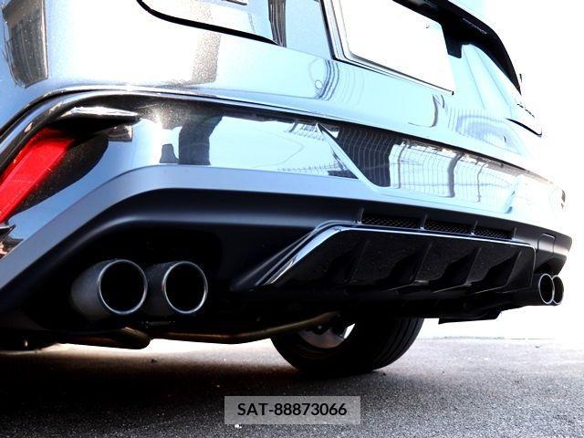 Lexus IS 2021-01 334425-12
