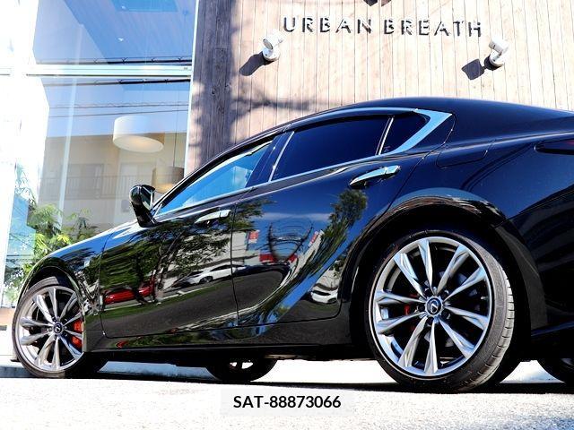 Lexus IS 2021-01 334425-9