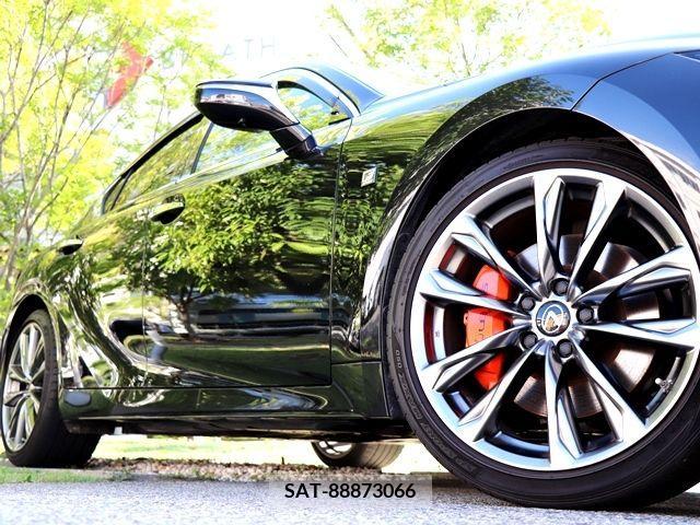 Lexus IS 2021-01 334425-13