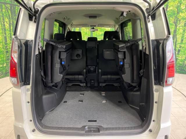 Nissan SERENA 2018-09 10692-11
