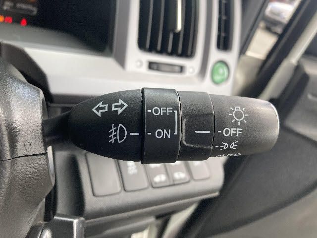 Honda e 2015-03 11952-10