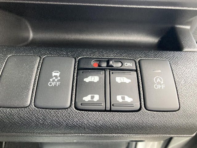 Honda e 2015-03 11952-11