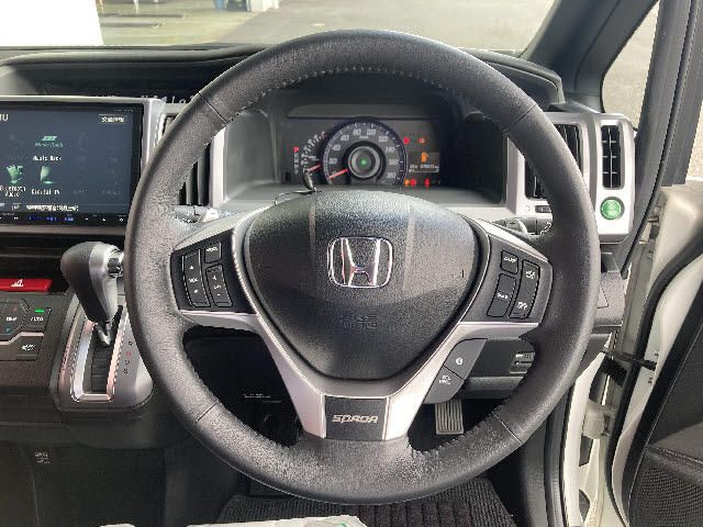 Honda e 2015-03 11952-7