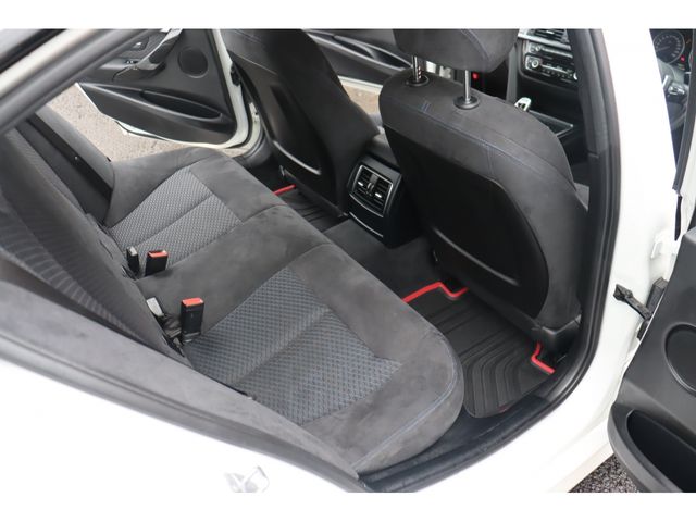 Bmw 3 SERIES 2018-01 185584-3