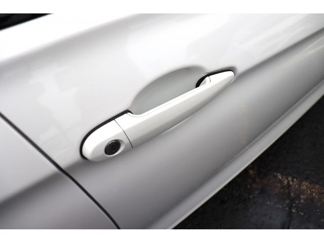 Bmw 3 SERIES 2018-01 185584-17
