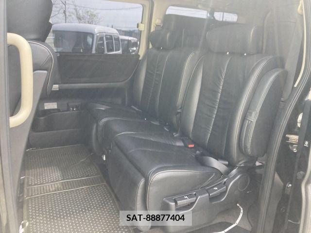 Nissan ELGRAND 2008-12 297167-5