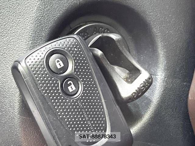 Toyota PASSO 2013-10 247480-3