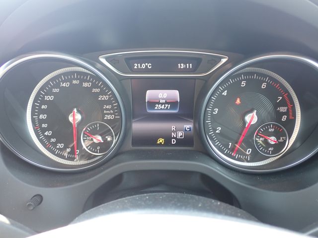 Mercedes Benz GLA-CLASS 2017-12 185998-14