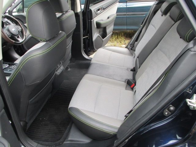 Subaru OUTBACK 2017-08 11723-11