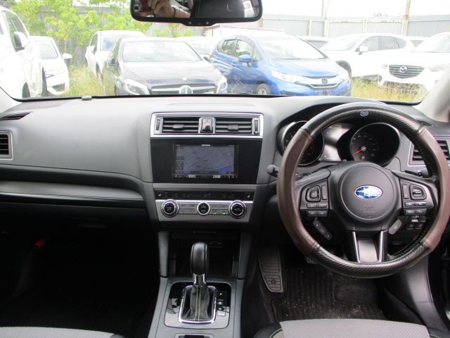 Subaru OUTBACK 2017-08 11723-2