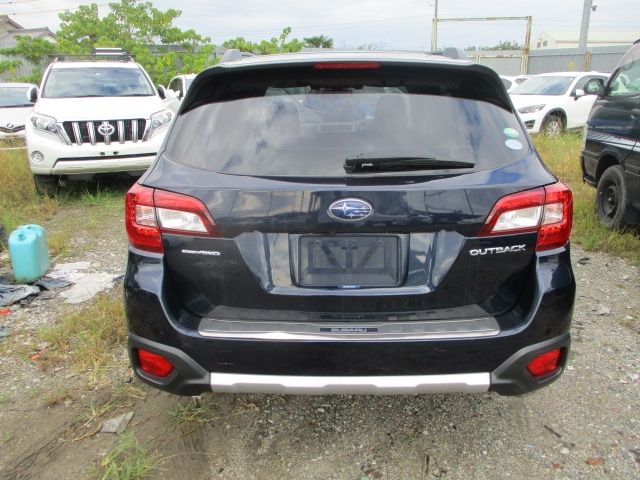 Subaru OUTBACK 2017-08 11723-6