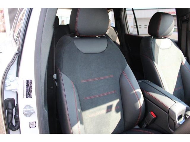 Mercedes Benz GLB-CLASS 2021-07 3001-15