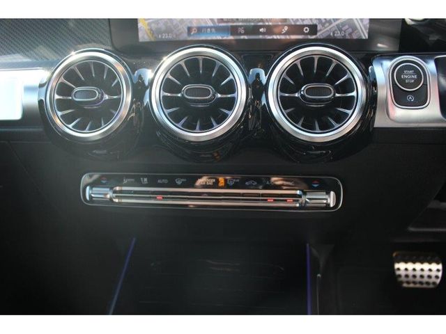 Mercedes Benz GLB-CLASS 2021-07 3001-24
