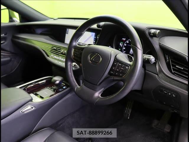 Lexus LS 2018-02 275516-17