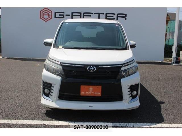 Toyota VOXY 2014-07 351953-6