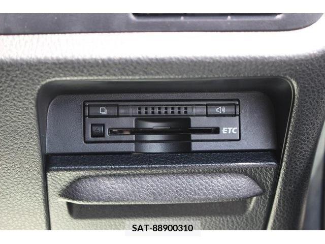 Toyota VOXY 2014-07 351953-5