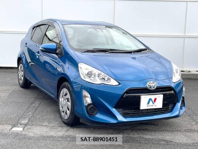 Toyota AQUA 2015-12 351418-13
