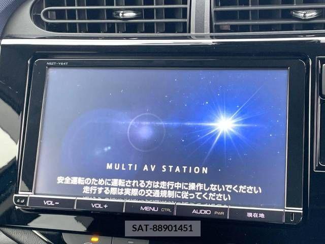 Toyota AQUA 2015-12 351418-2