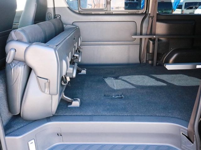 Toyota HIACE VAN 2017-04 2317-15