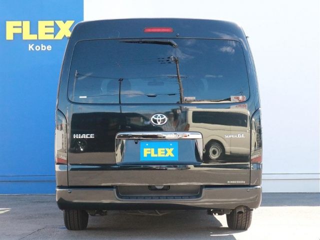 Toyota HIACE VAN 2017-04 2317-9