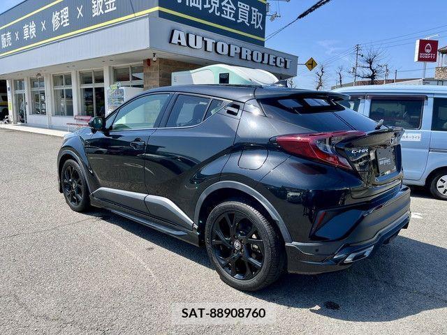Toyota C-HR 2019-07 228939-7