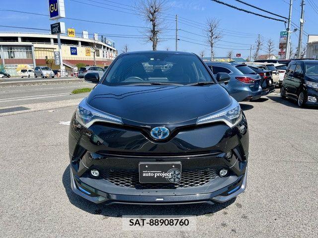 Toyota C-HR 2019-07 228939-1