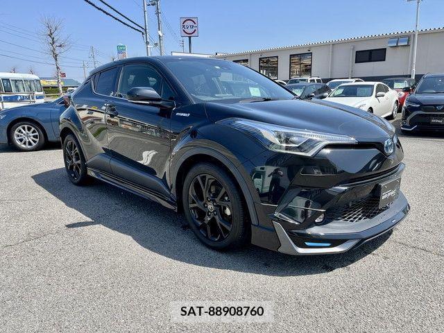 Toyota C-HR 2019-07 228939-2