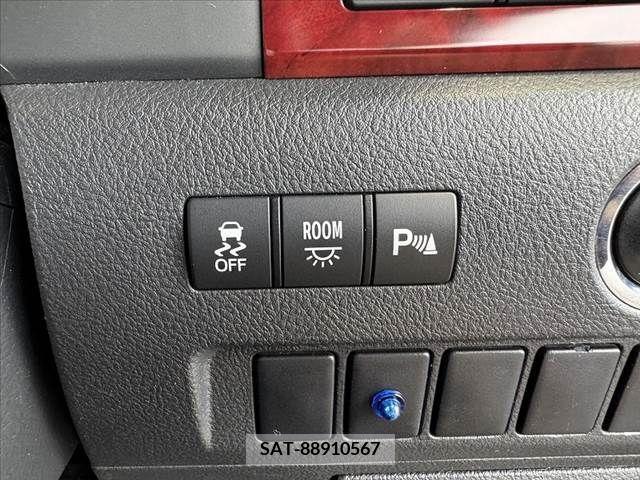Toyota VELLFIRE 2009-10 377772-29