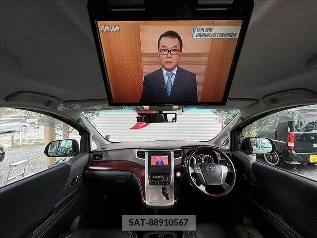 Toyota VELLFIRE 2009-10 377772-1